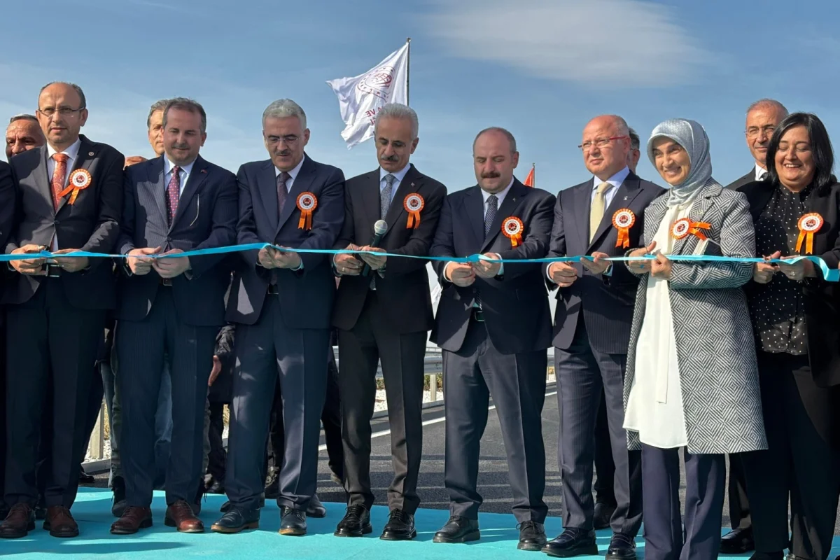 Bakan Uraloğlu: Bursa ulaşımında yeni dönem