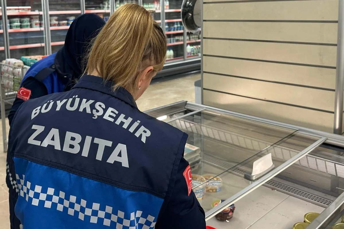 Yılbaşı öncesi market denetimleri artırıldı