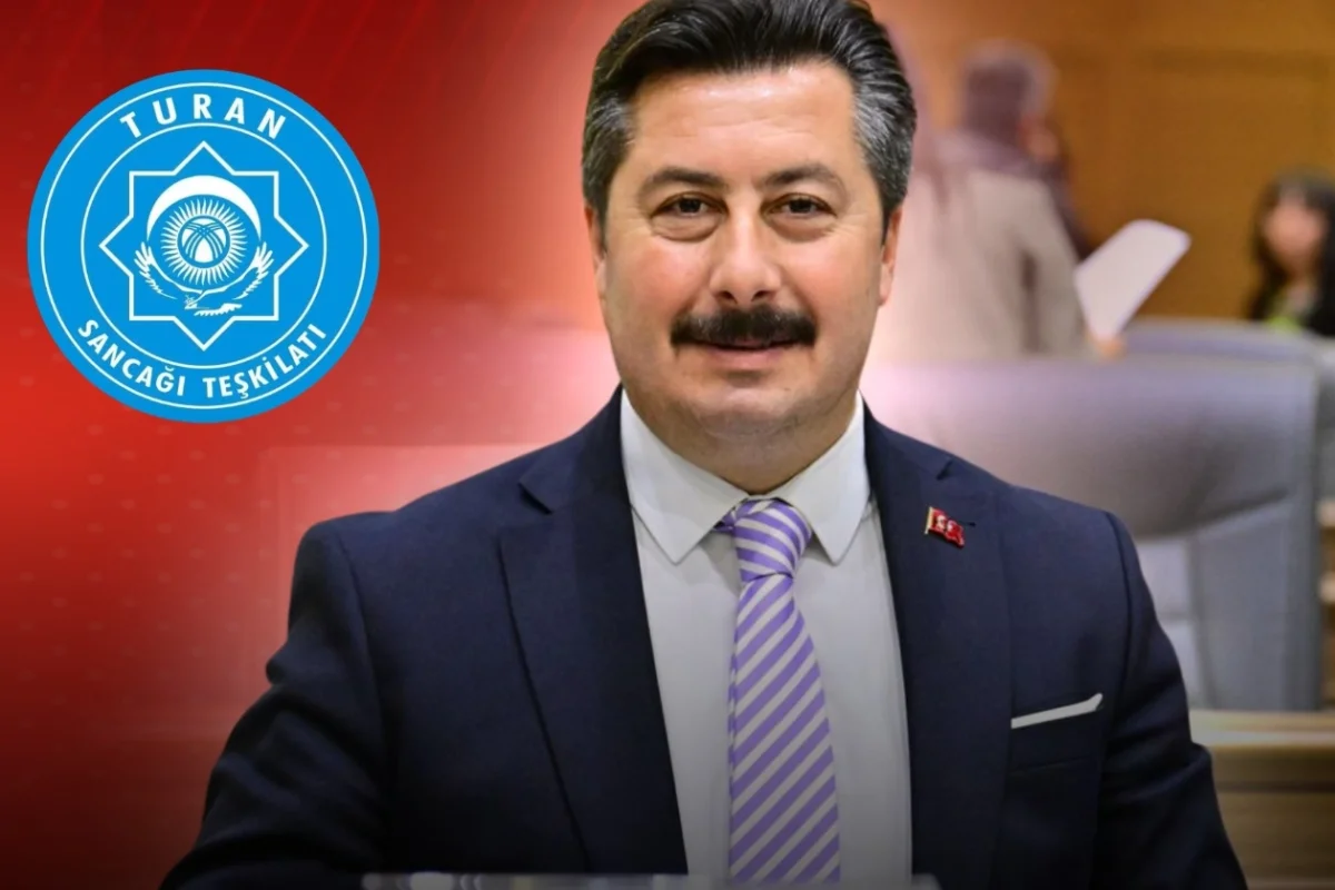 Ercan Özel yılın en başarılı Belediye Başkanı seçildi