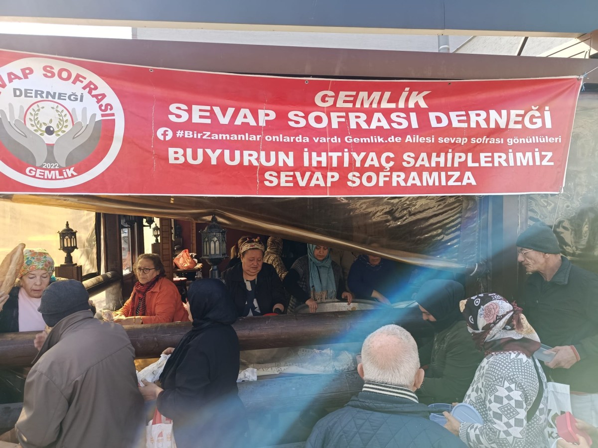 Gemlik Sevap Sofrası gönüllere dokunuyor