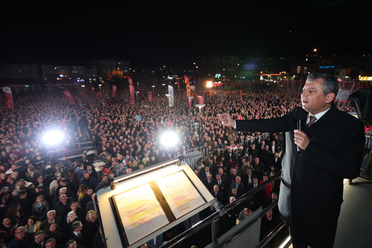 CHP lideri Özgür Özel toplu açılışları Bozbey'siz yaptı!