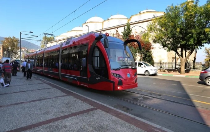 Bursa’da T1 tramvayında zorunlu ara