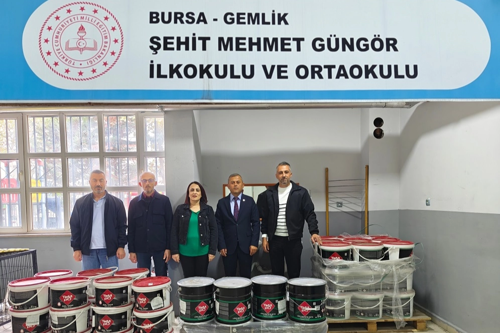 Gemlik’te Şehit Mehmet Güngör İlkokulu'na renkli destek