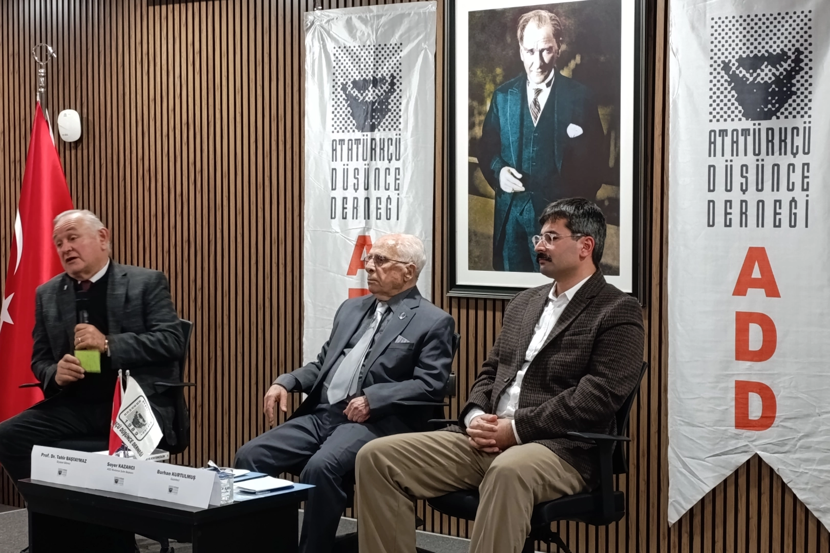 Mudanya'da ADD aydınlanma şehitlerini unutmadı