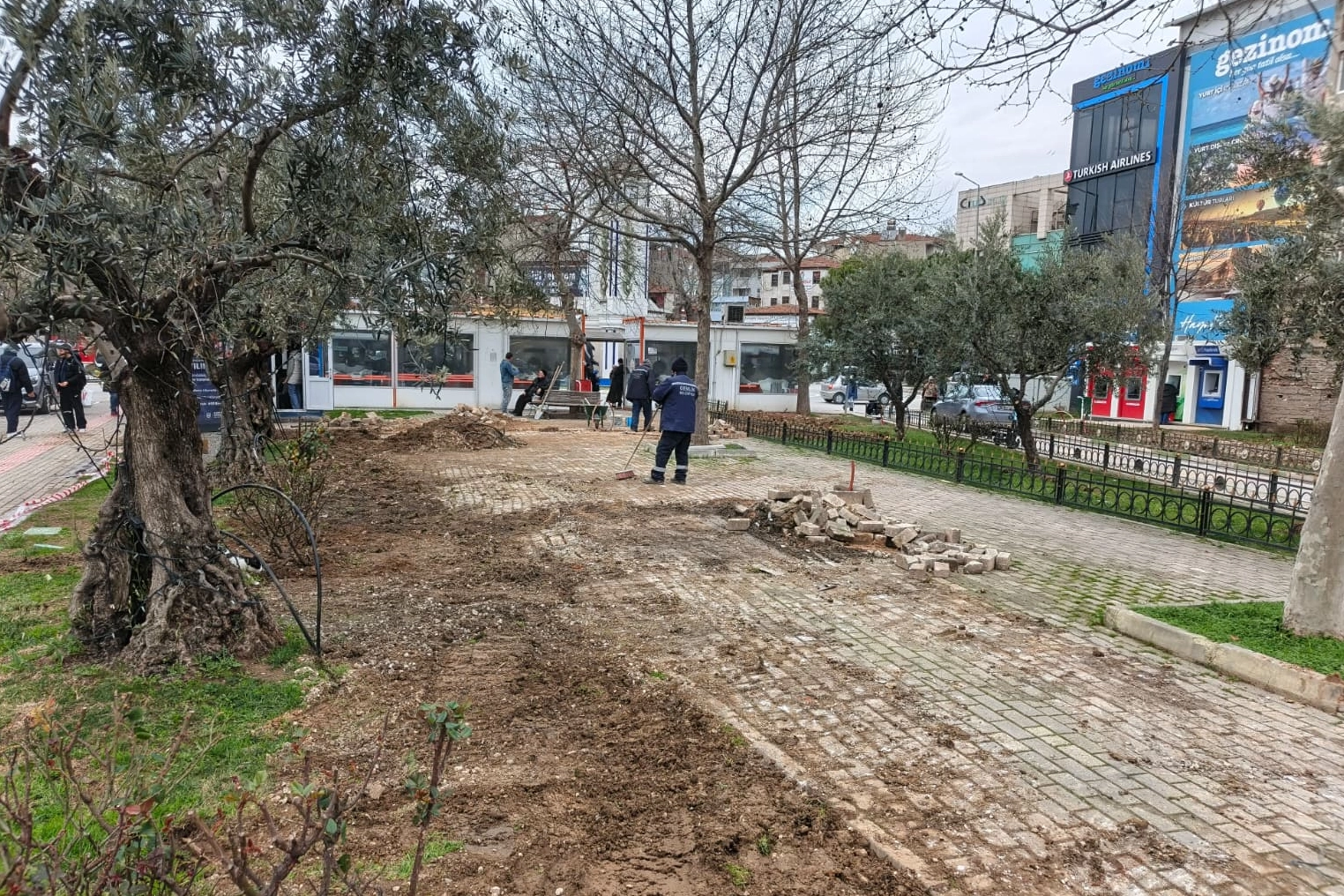 Gemlik Çarşı Meydanı daha güvenli ve estetik olacak