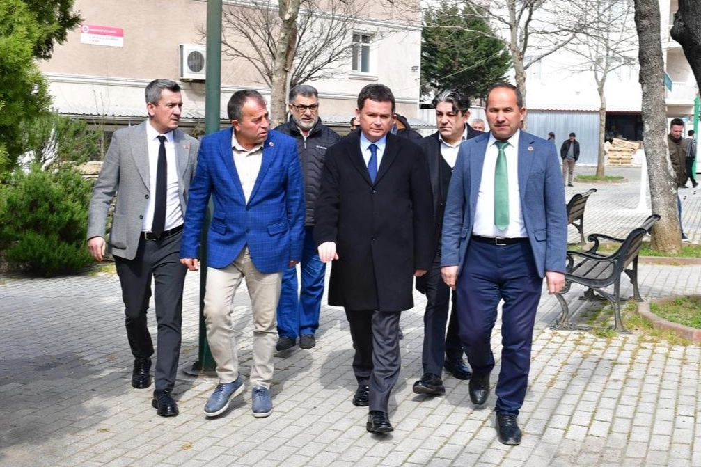 Osmangazi'de Başkan Aydın mahalle turlarını sürdürüyor