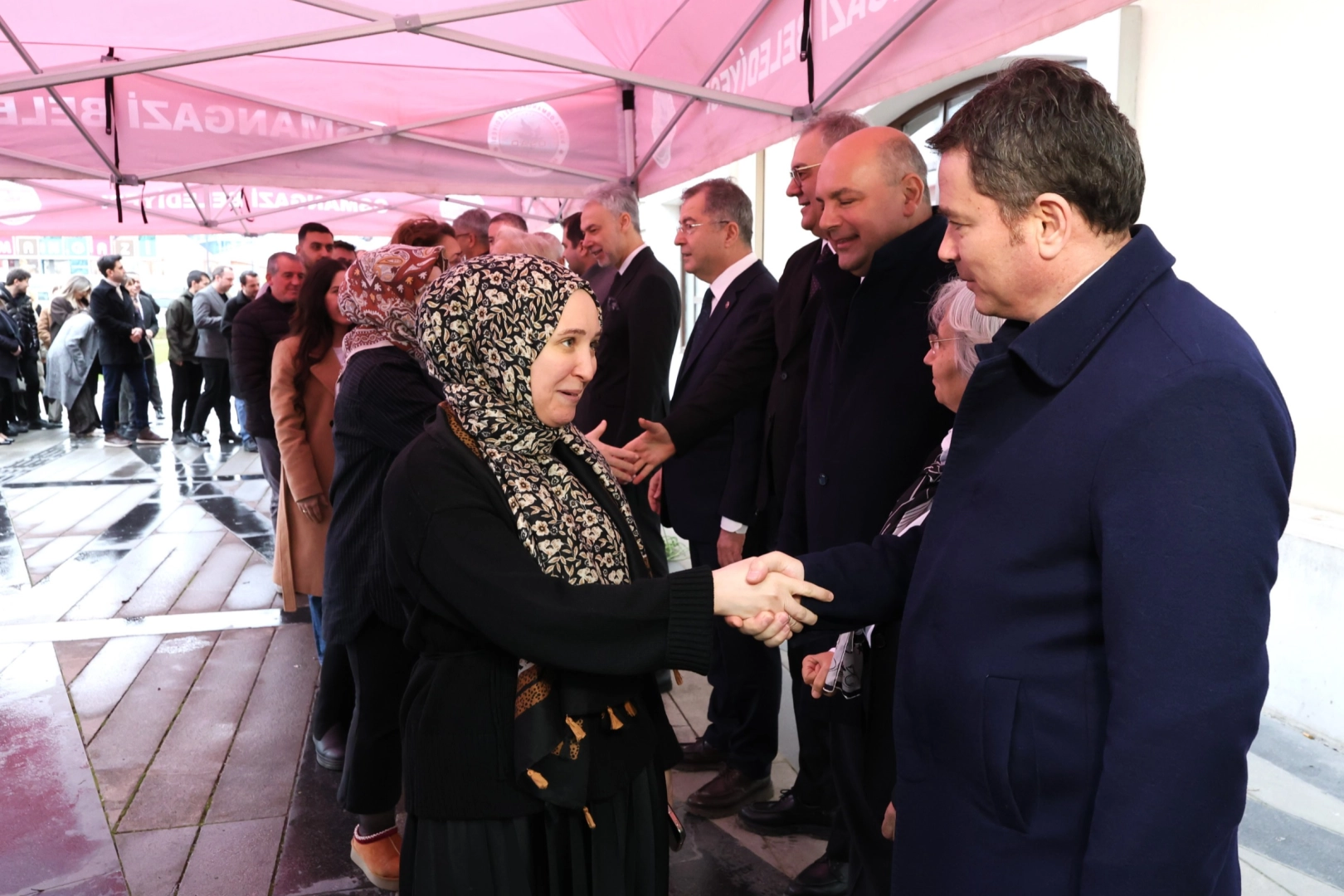 Osmangazi'de Başkan Aydın personeliyle tek tek bayramlaştı