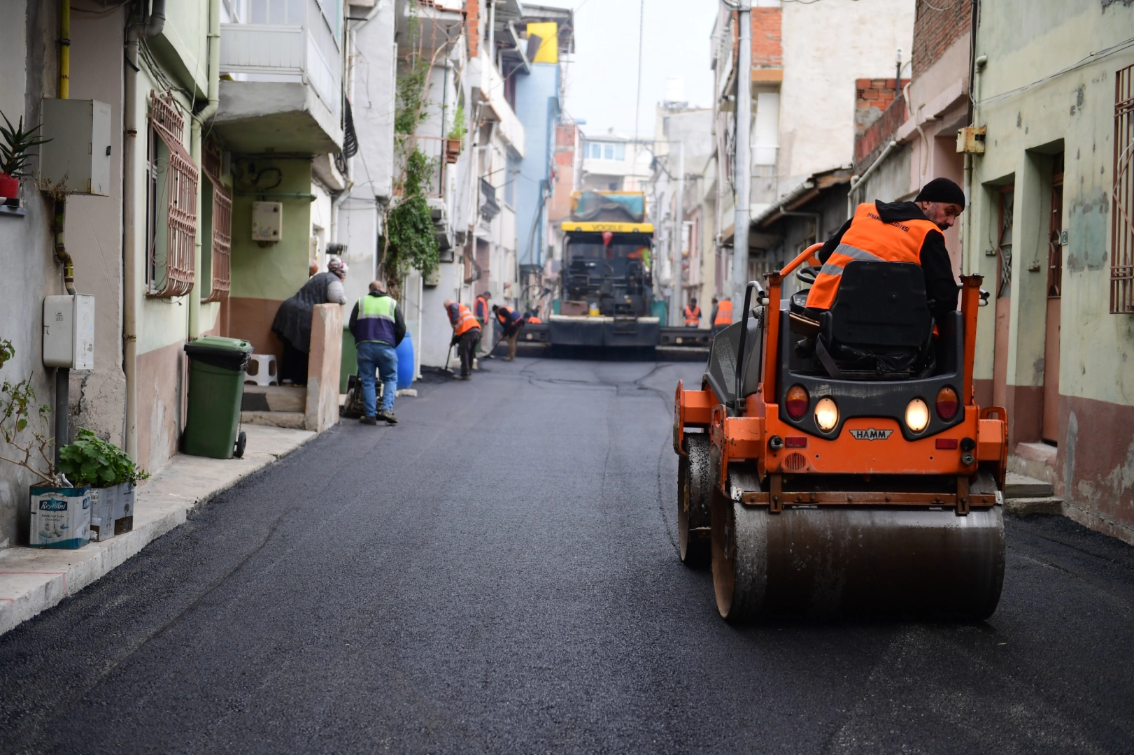 Osmangazi'de Yeşilova yolları yenileniyor