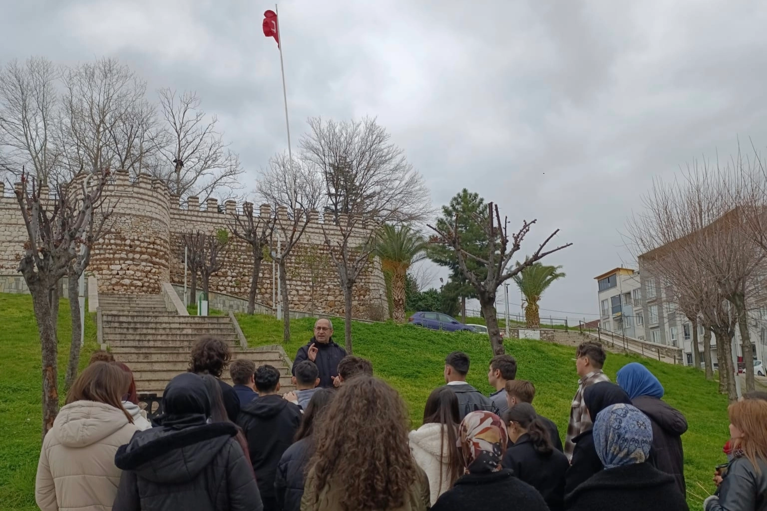 Yıldırımlı gençler fetih yolunda
