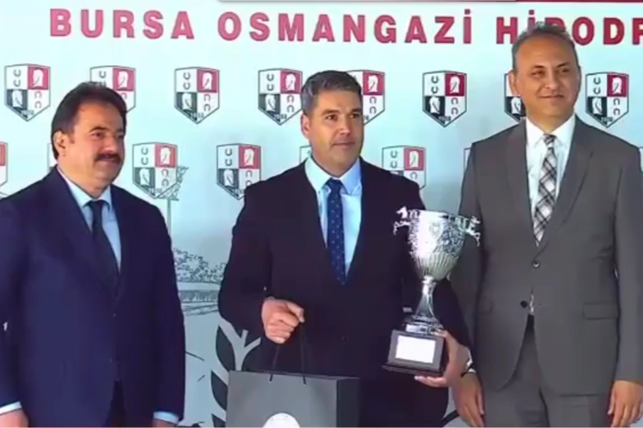 Bursa Emniyet Müdürlüğü Koşusu’nu “Işılsa Melina” kazandı