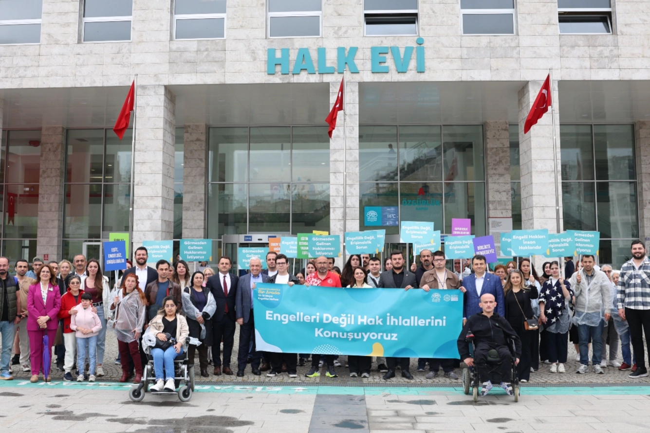 Nilüfer’de sloganlar engelleri aşmak için yükseldi