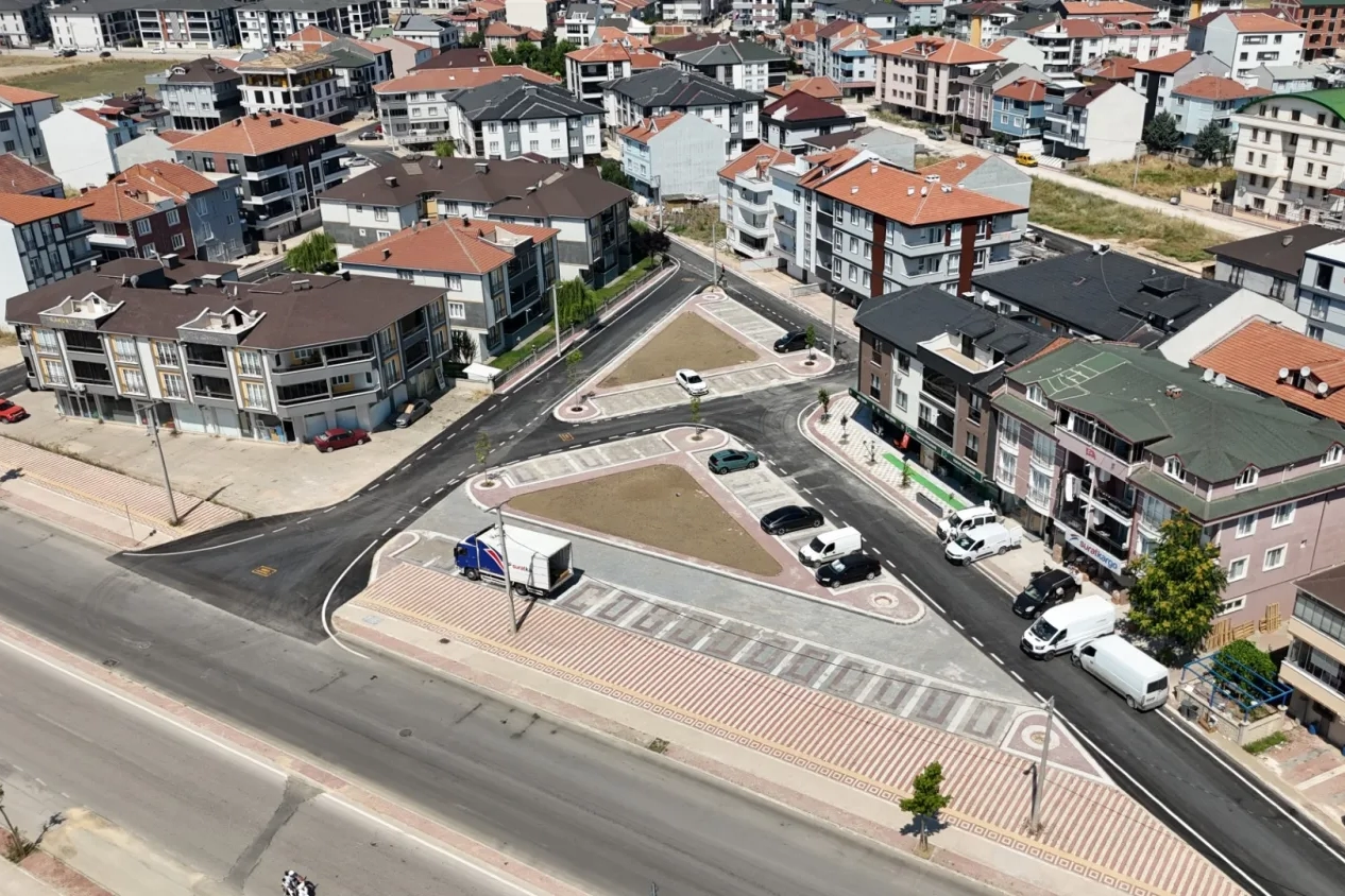 İnegöl'de 11 sokakta asfalt ve tretuvar çalışması tamamlandı