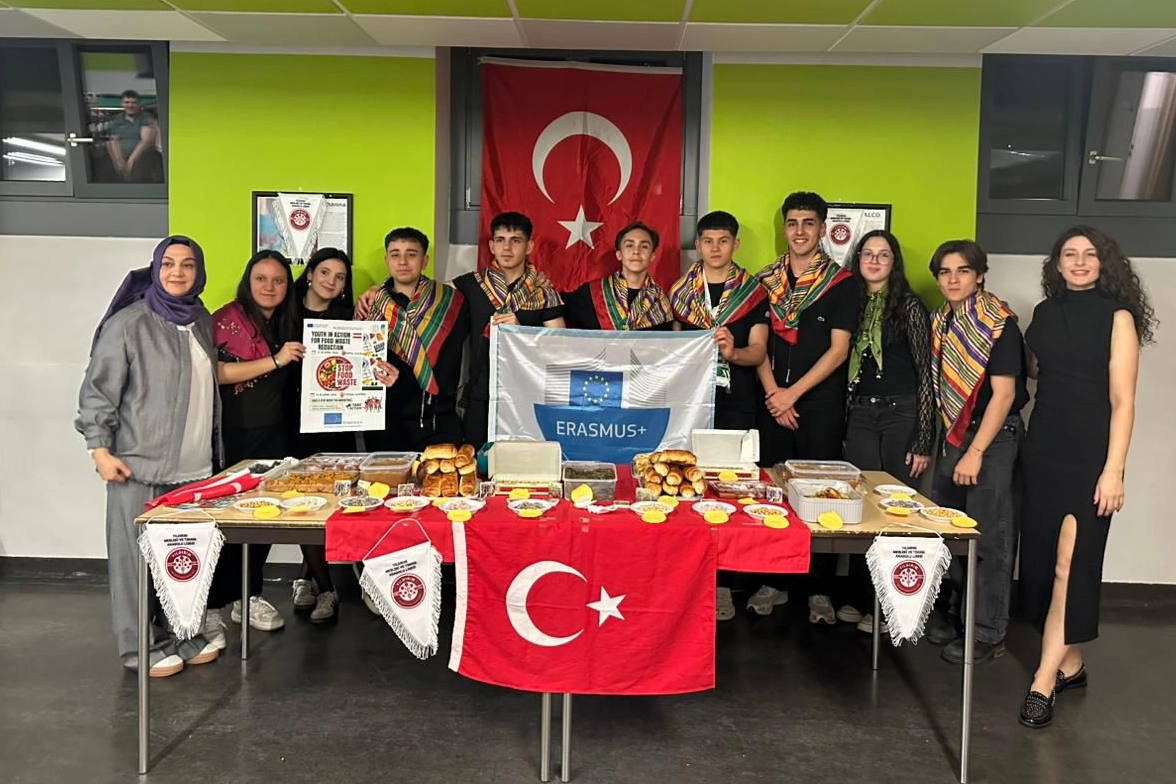 Yıldırım Ticaret MTAL, öğrencileri geleceğin mesleklerine hazırlıyor