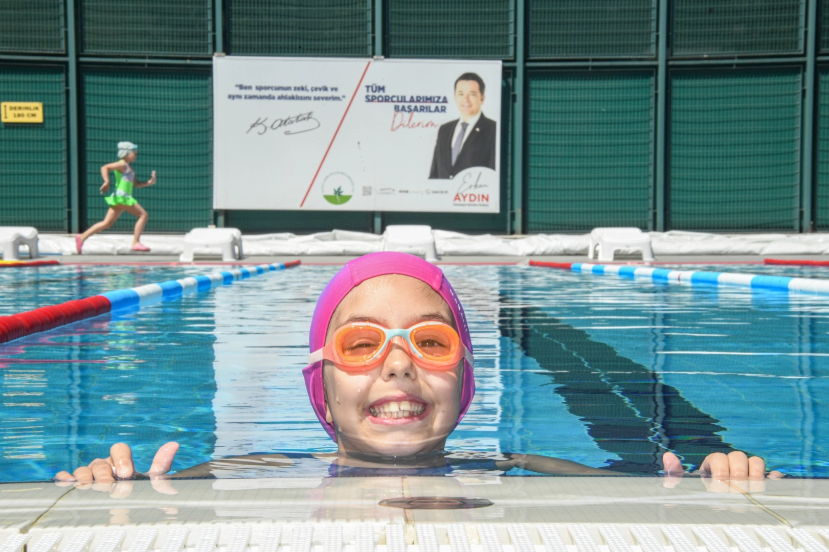 Osmangazi’de yaz tatiline yüzme dokunuşu