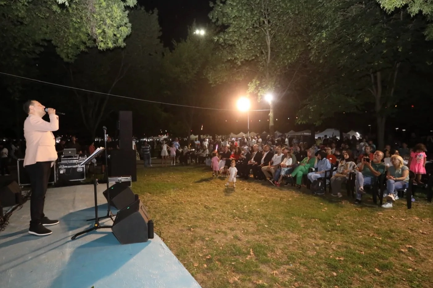 İnegöl’de Hanımeli Şenliği coşkusu