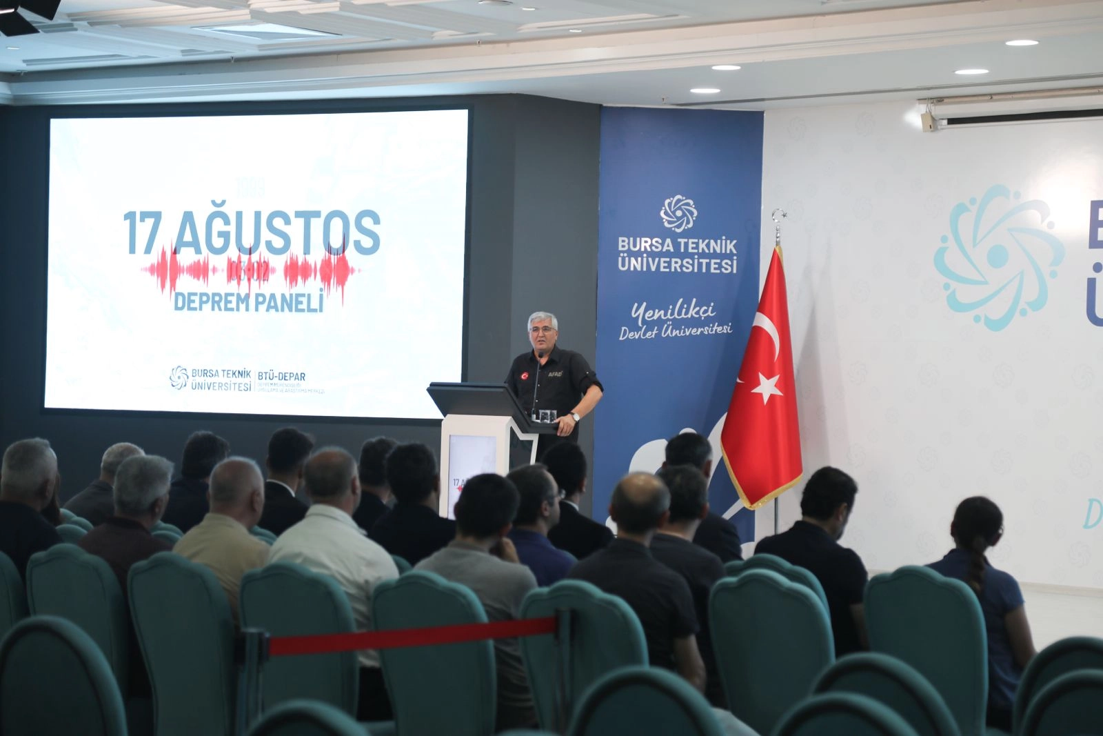 Bursa Teknik Üniversitesi’nde deprem riski ve yapı güvenliği masaya yatırıldı