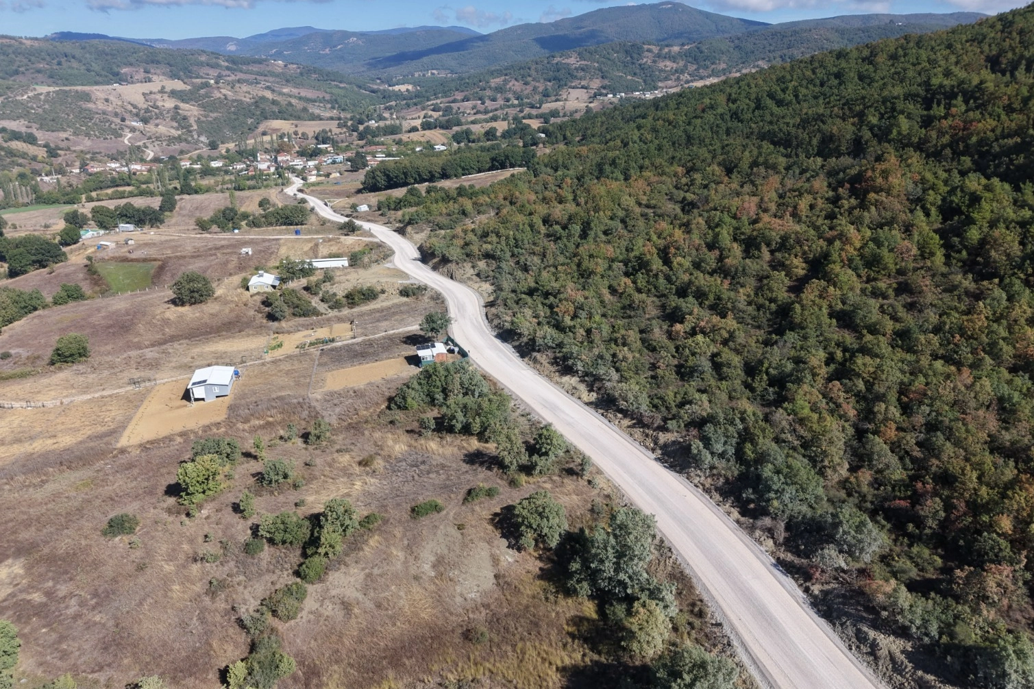 Kestel’de 4 mahalleye 11,5 kilometrelik yol çalışması