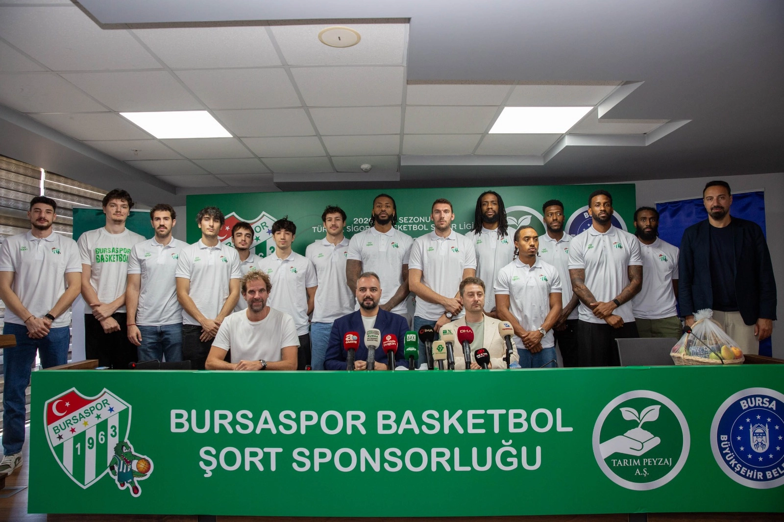 Bursaspor Basketbol’a Büyükşehir'den güçlü destek