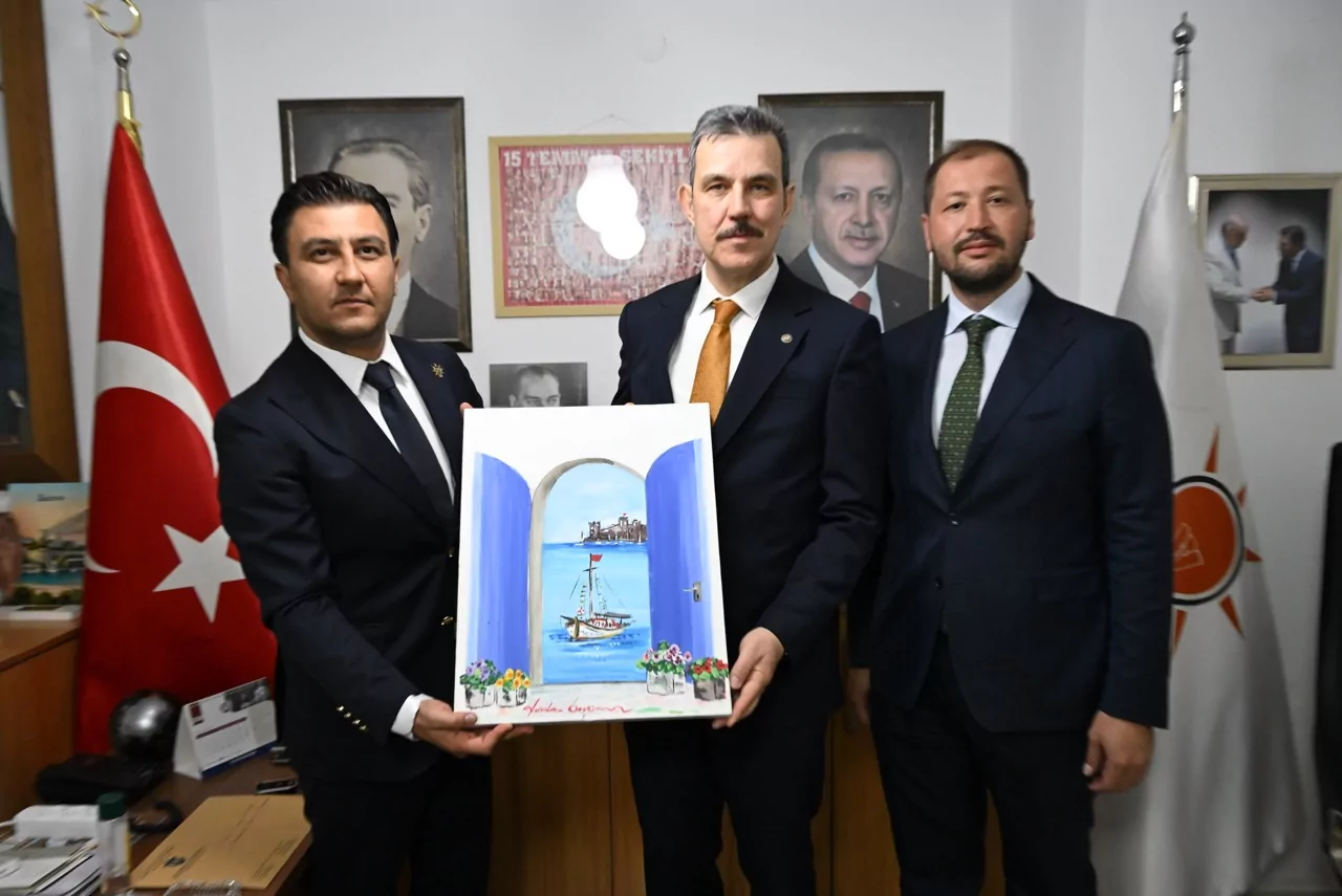 Mustafa Esgin’den Bodrum teşkilatına ziyaret