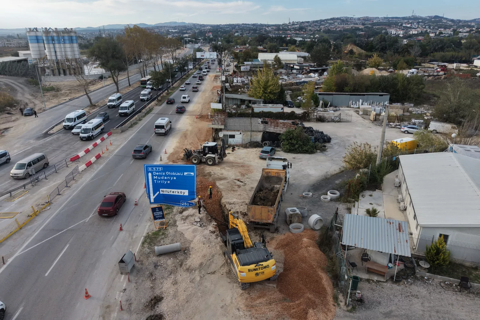 Bursa Geçit’te yol yenileme ve altyapı çalışmaları sürüyor