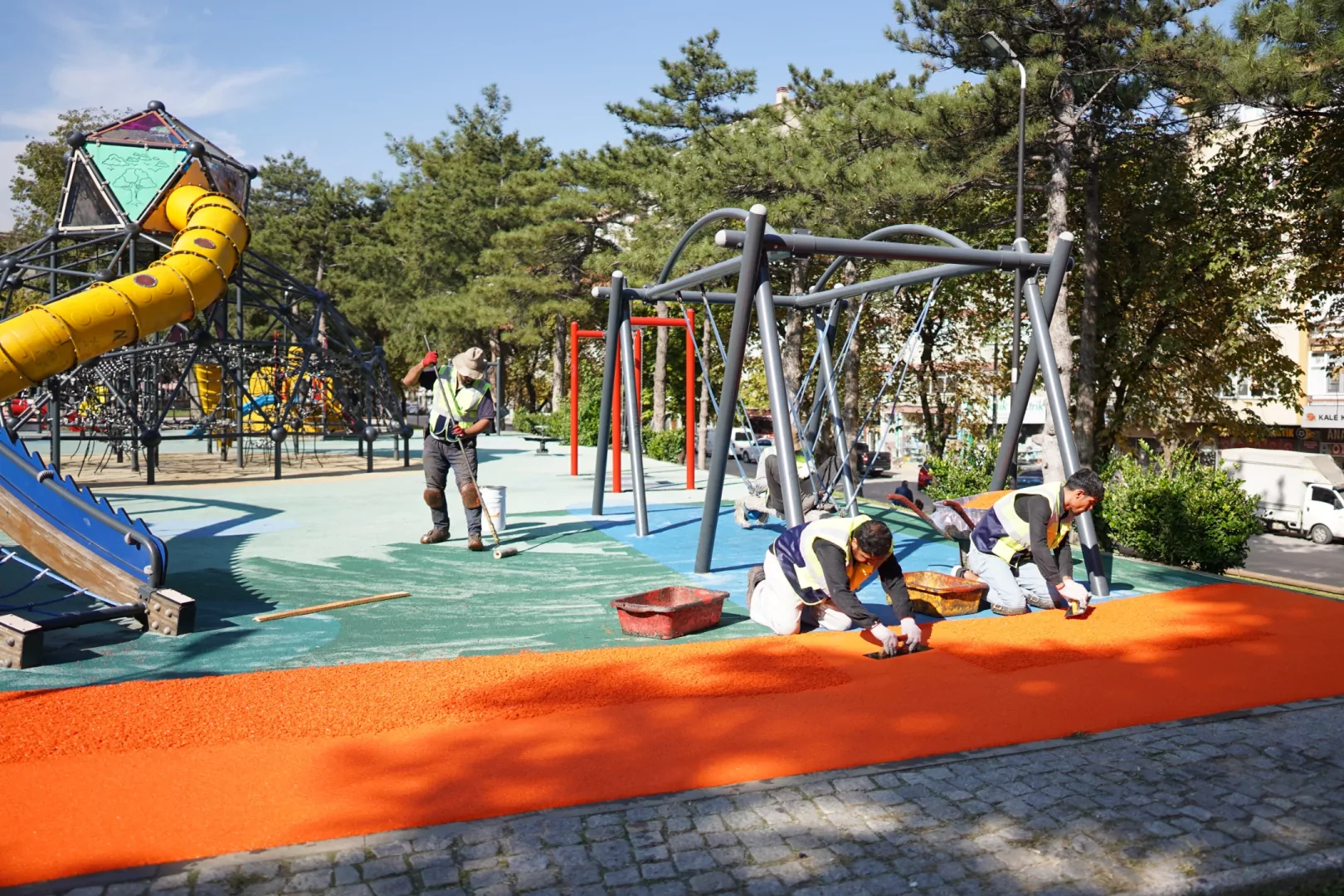 Yıldırım’da parklar kışa hazırlanıyor